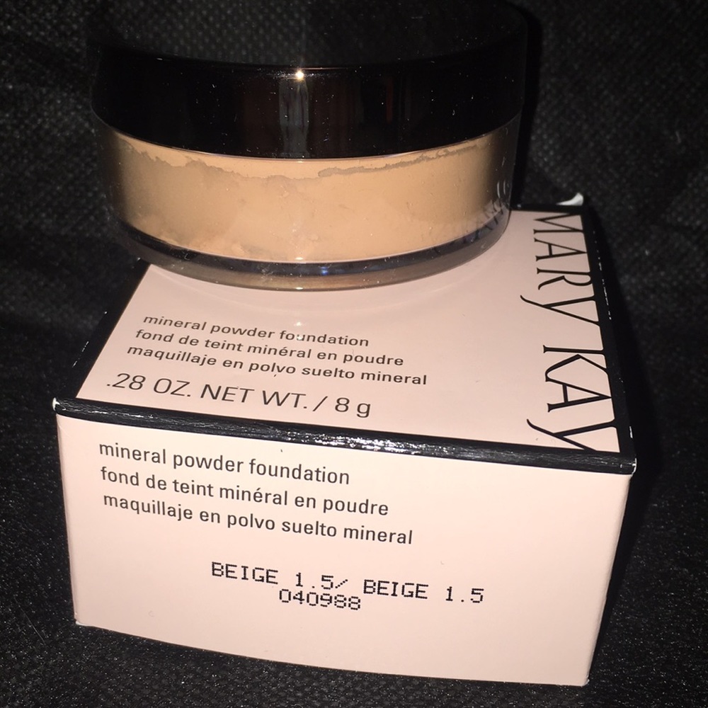 Mary Kay mineral powder foundation
